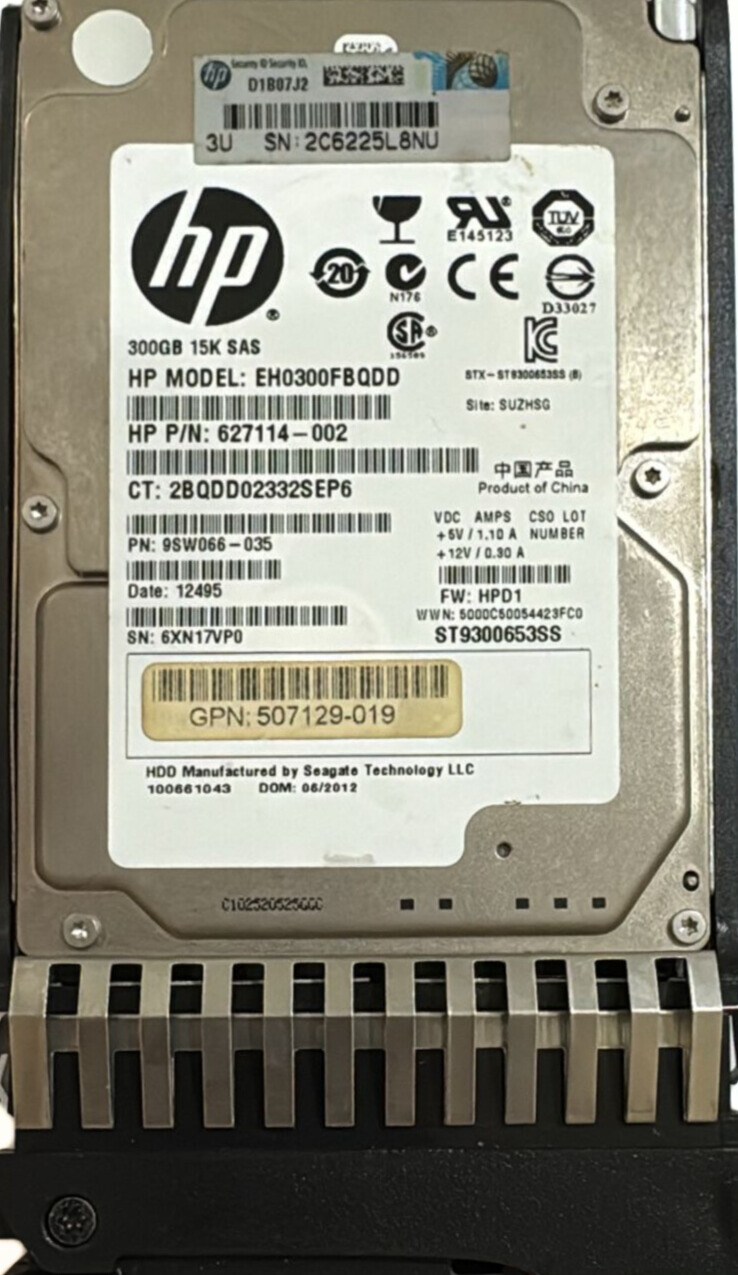 HP 300 GB 15K SAS P/N 9SW066-035