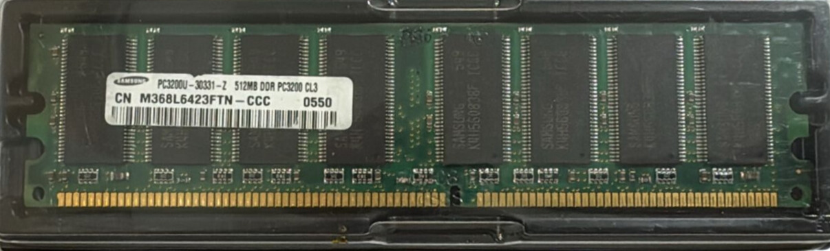 Samsung PC2-5300F-555-11-EO DDR2-RAM 4 GB P/N M3985T5160QZ4-CE65